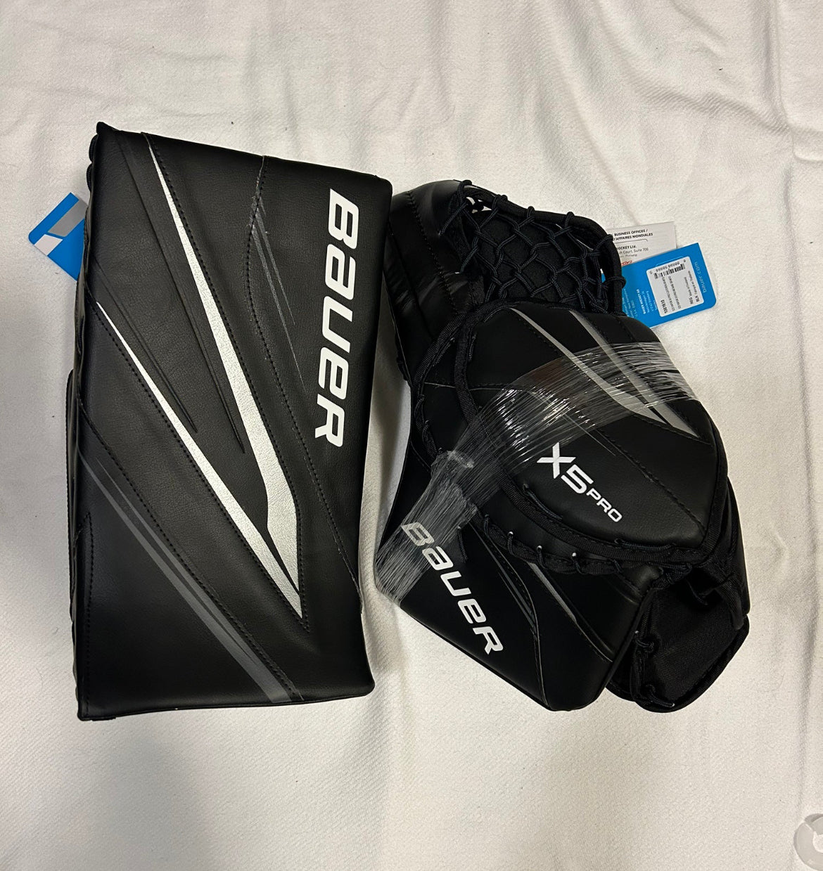 Bauer X5 Pro Int. Goalie Glove & Blocker - Black