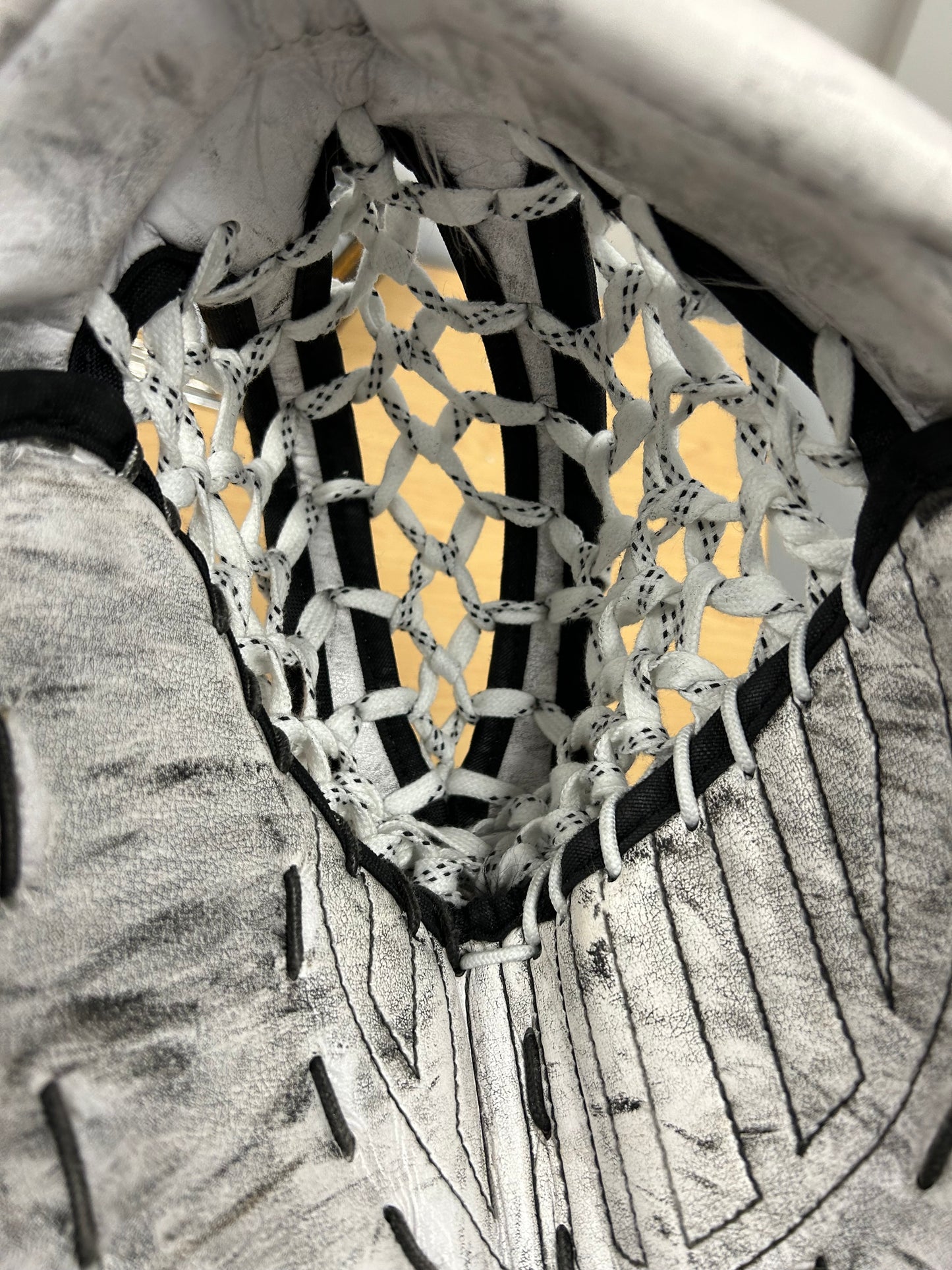 Goalie Glove Perimeter Lacing