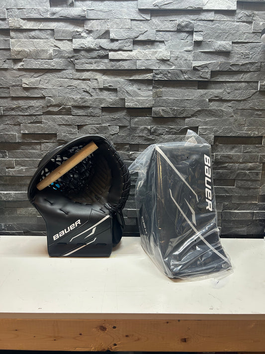 Bauer GSX Senior Glove & Blocker. (2026)