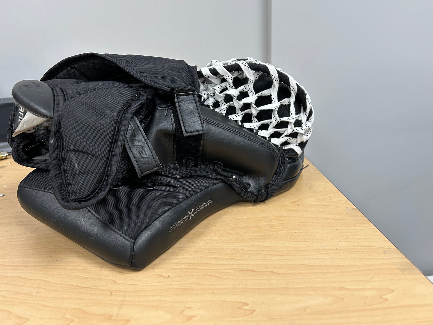 Goalie Glove Skate Lace Pocket.