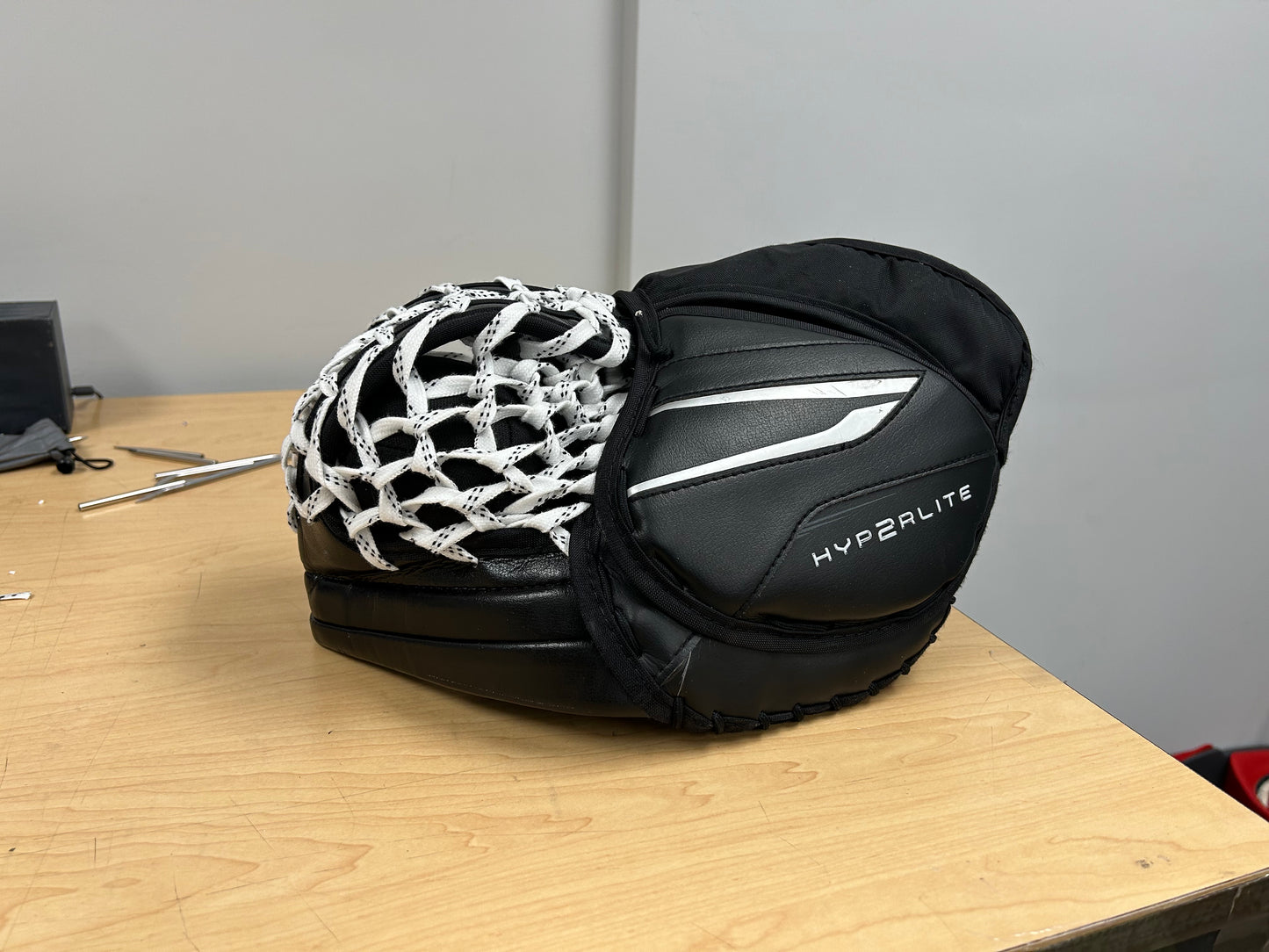 Goalie Glove Skate Lace Pocket.